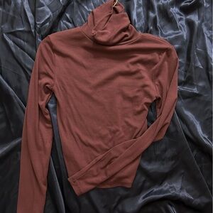 Fitted burnt pink turtleneck